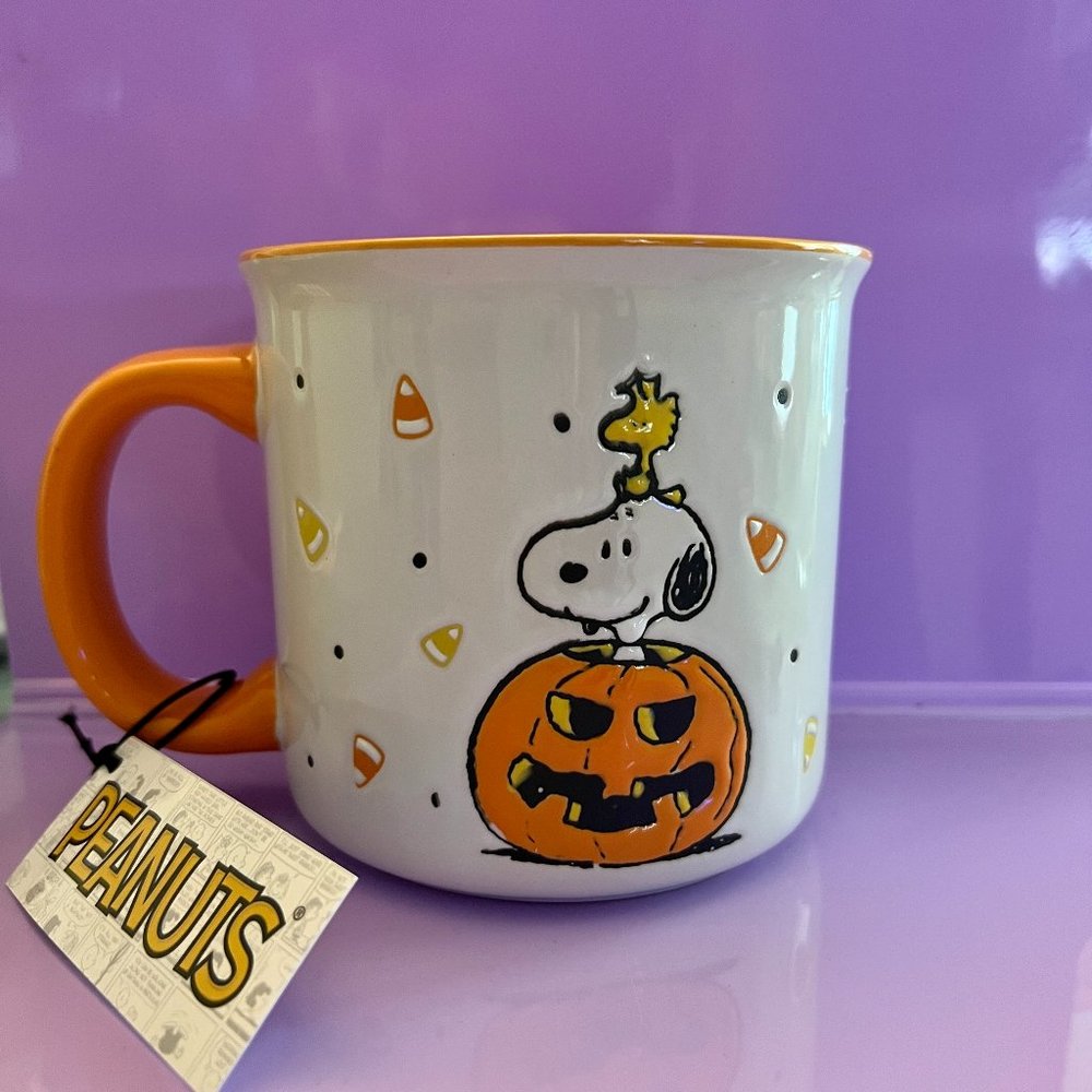 Peanuts Snoopy Halloween mug